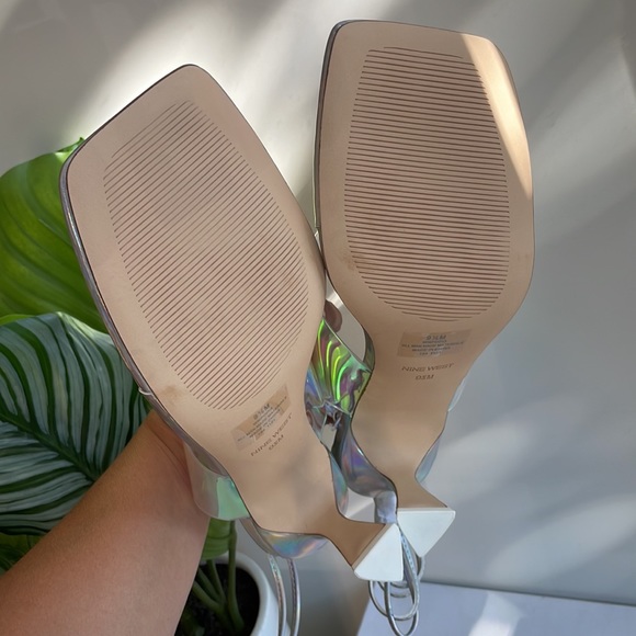 Nine West - Picture 3 of 5